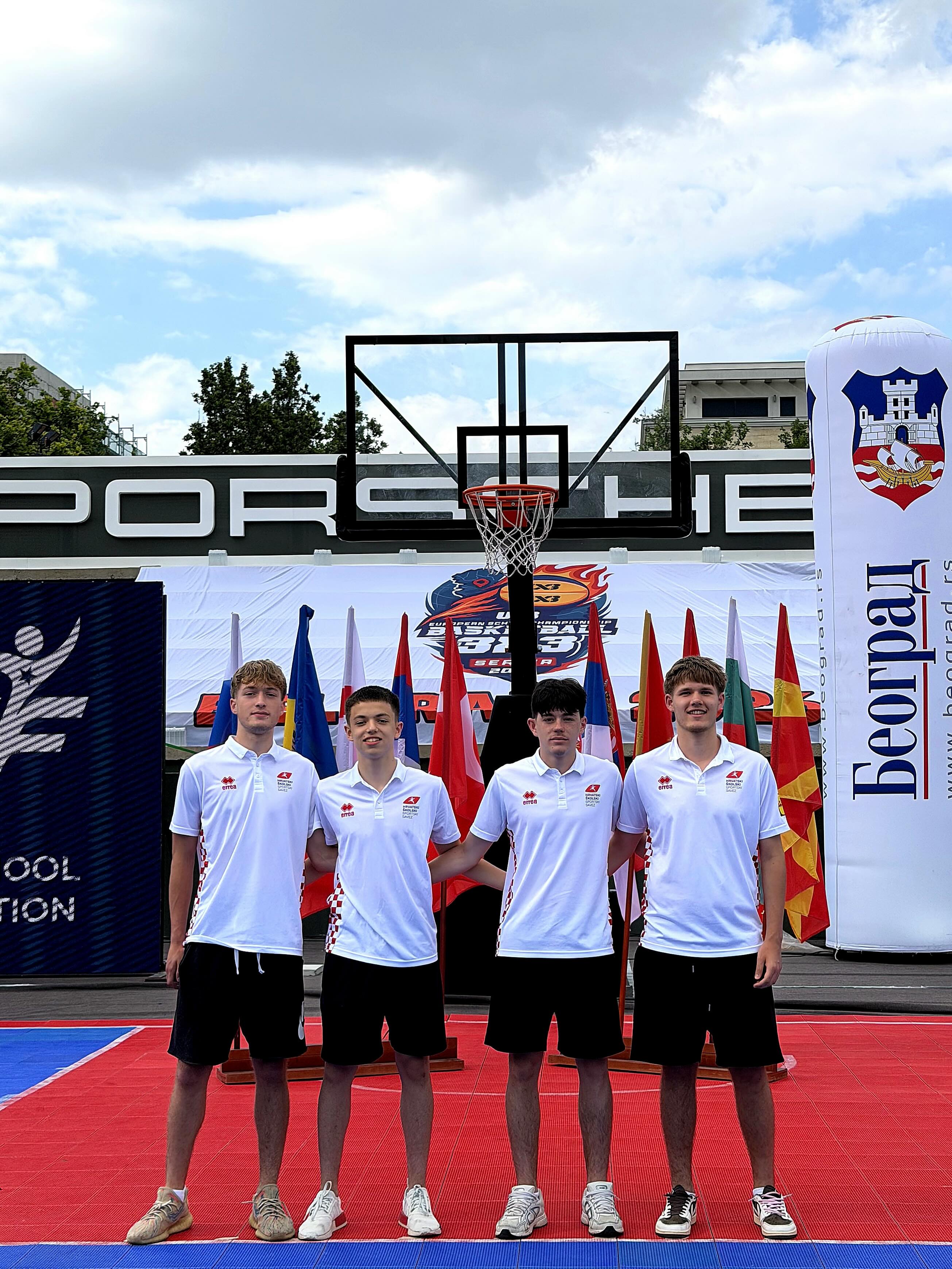 Basket 3x3 19